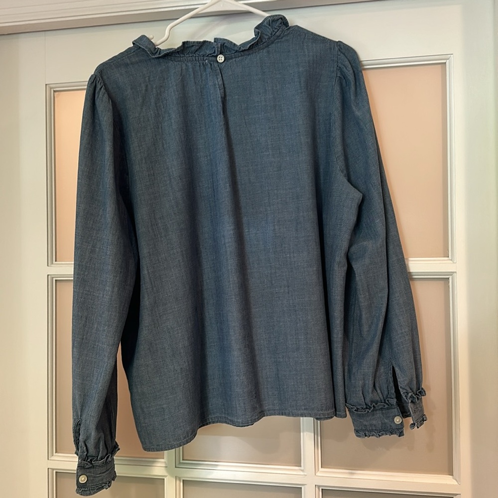 J.Crew Ruffle Top XL - Picture 6 of 7